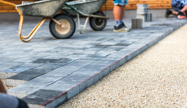 Best Decorative Driveway Pavers  in Bushnell, IL